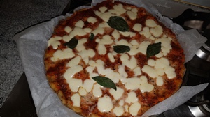 Pizza di pane