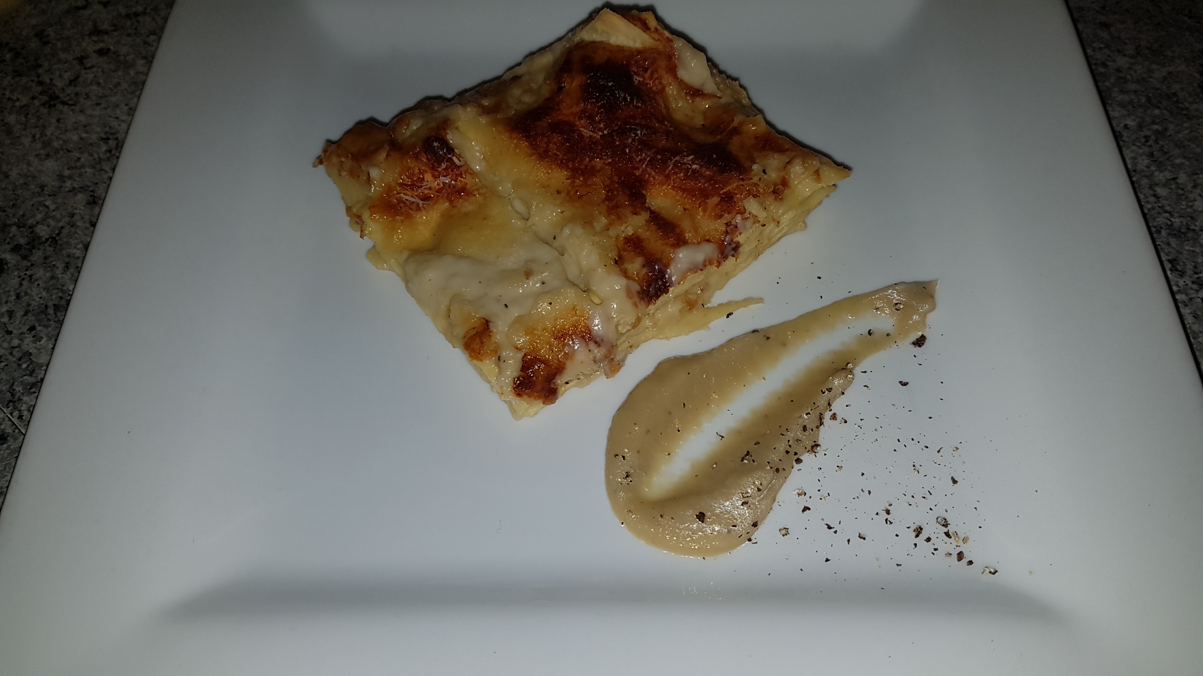 Lasagne alla crema di cipolle