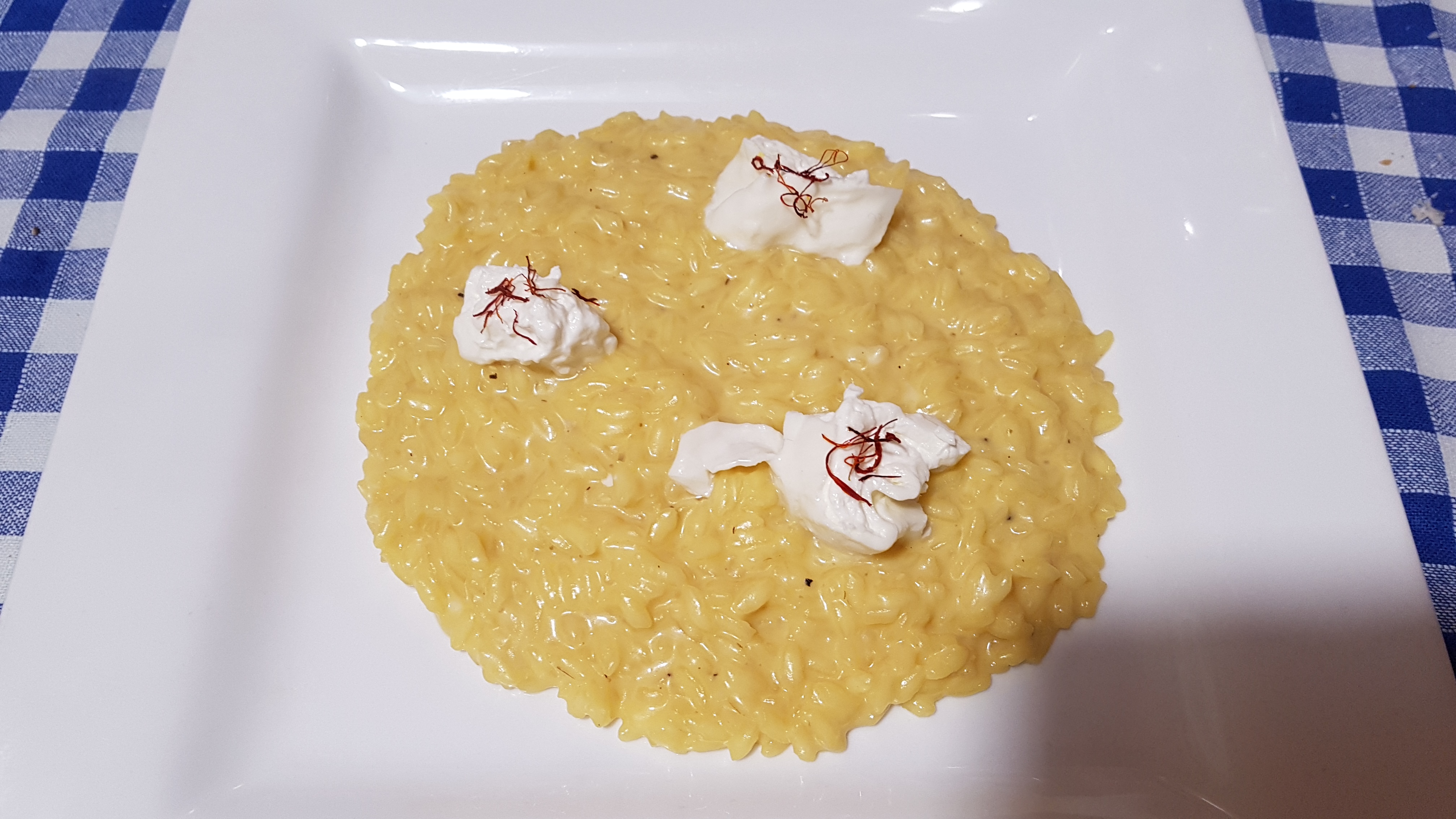 Risotto zafferano e burrata