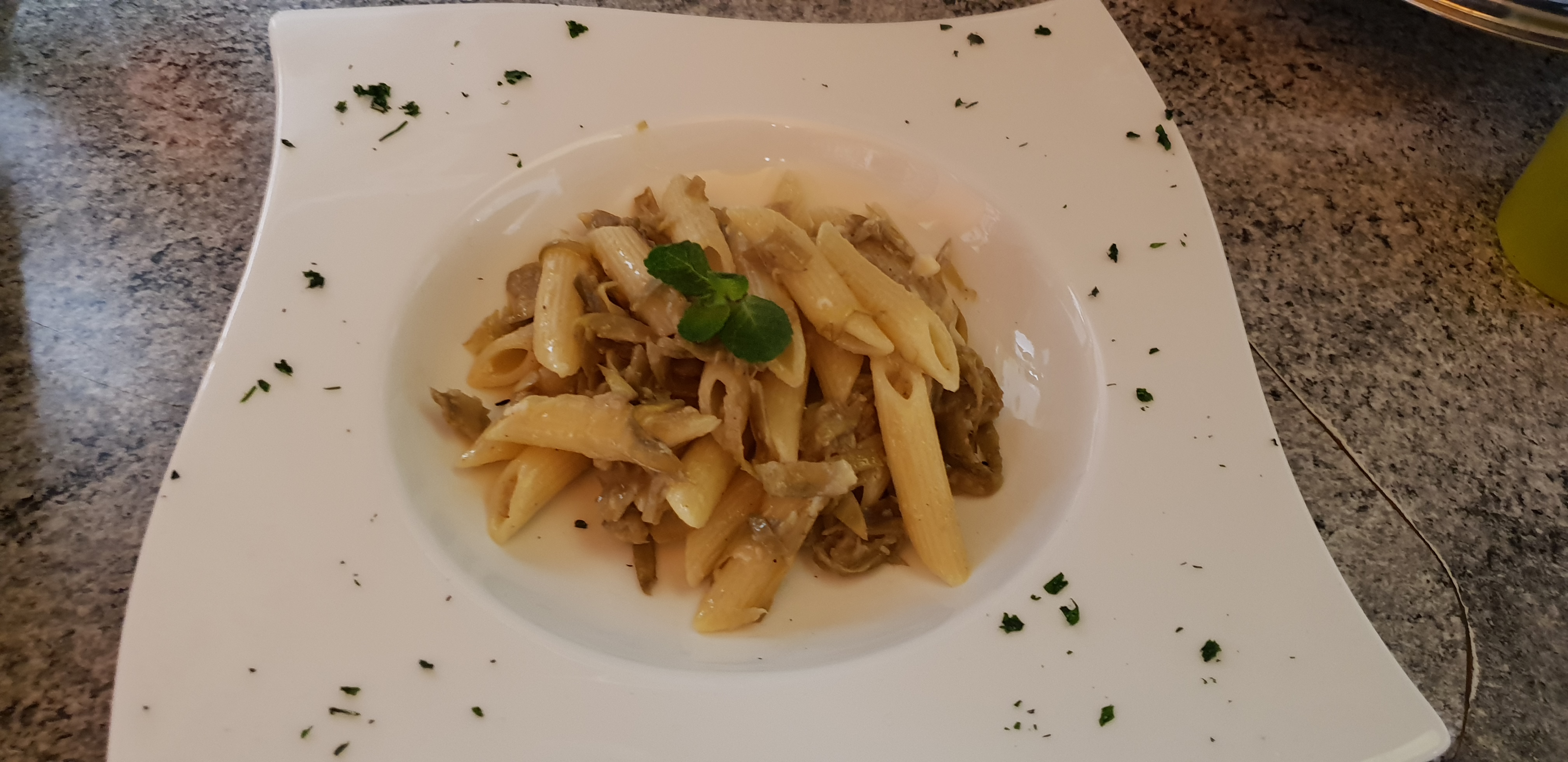 Penne ai carciofi