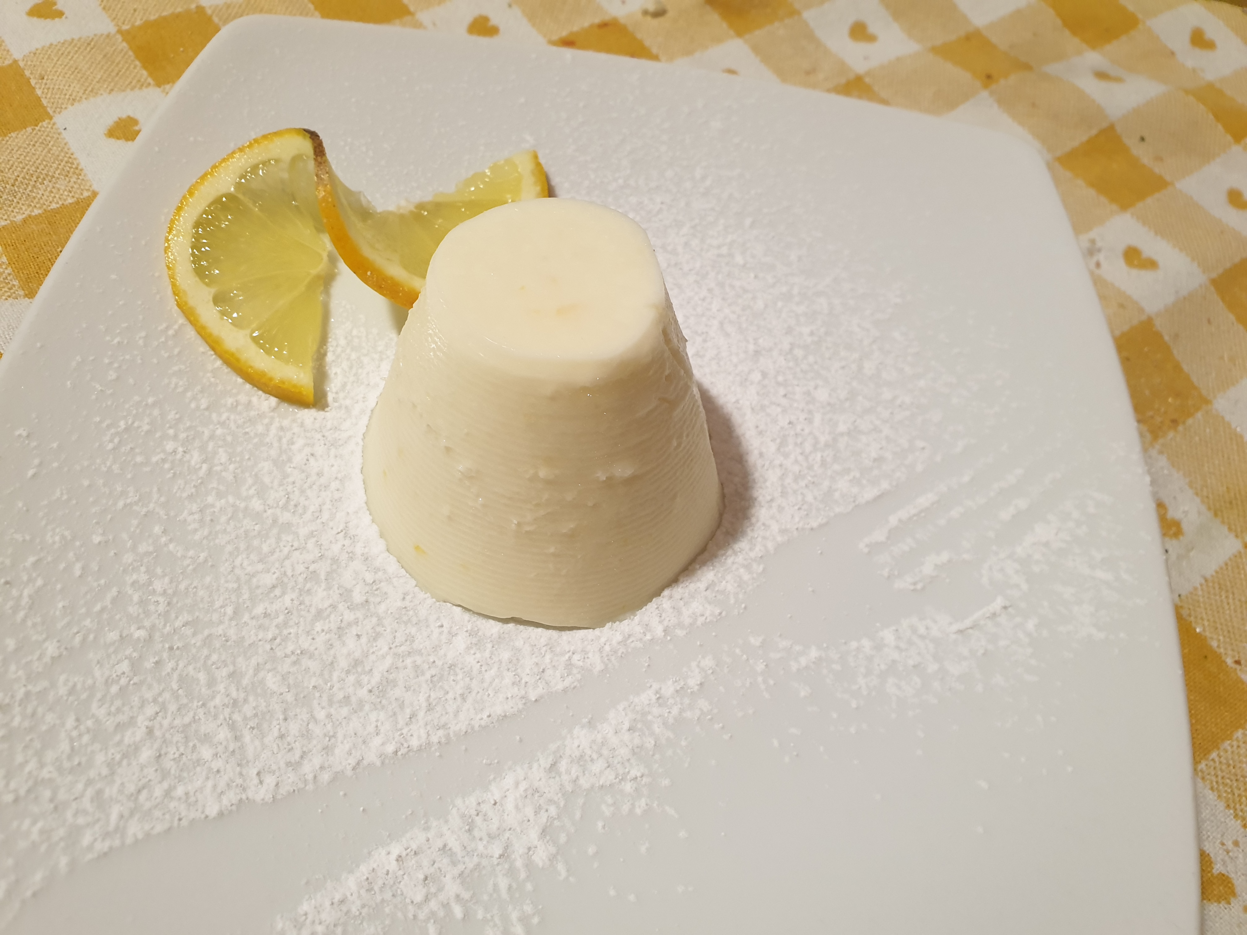 Panna cotta al limone