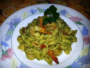 Pasta gamberi e pesto