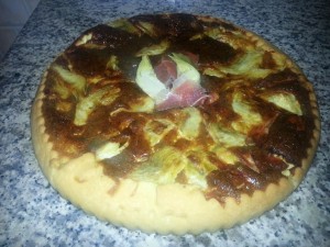 Quiche carciofi, speck e scamorza